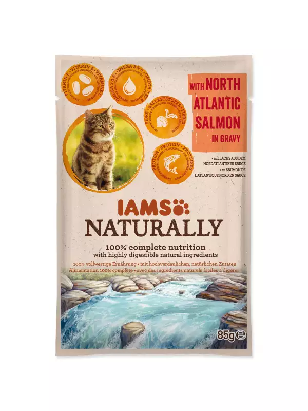 Kapsička IAMS Naturally Adult losos v omáčce 85g