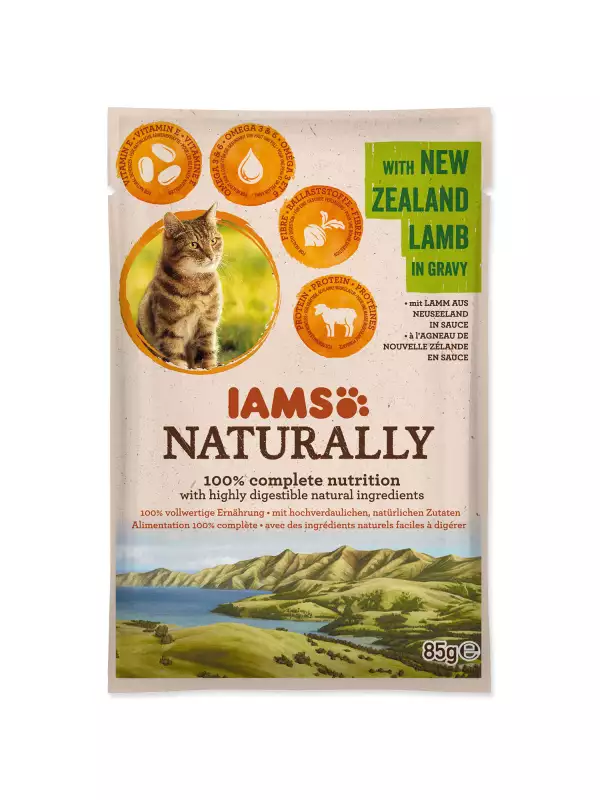 Kapsička IAMS Naturally Adult jehněčí v omáčce 85g